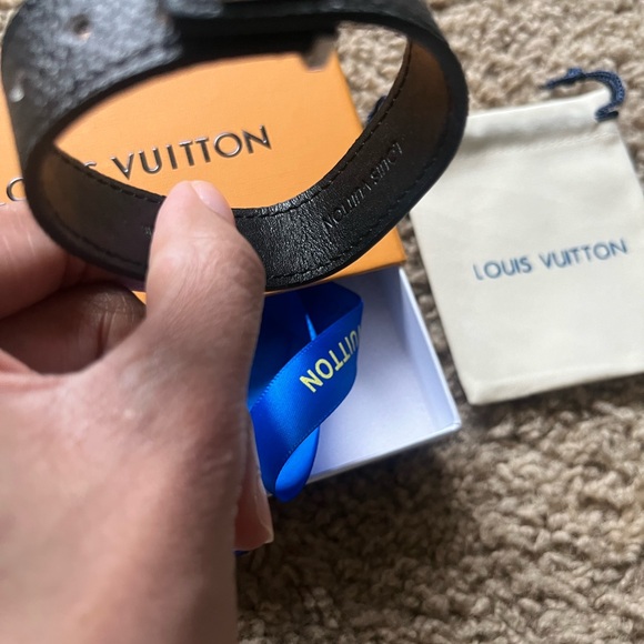 Louis Vuitton Black Leather Monogram Bracelet - Picture 4 of 8